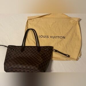 Louis Vuitton Tote bag